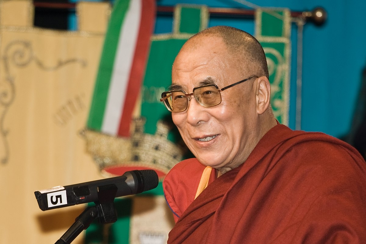 Dalai Lama acusado de abuso de menores