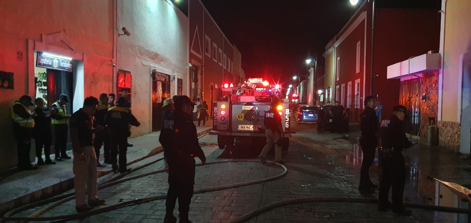 Incendio reduce a cenizas el 'Palacio de Hierro' de Valladolid