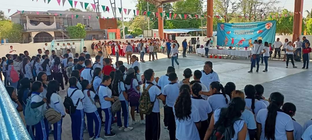 16 telesecundarias participan en encuentro deportivo en Candelaria