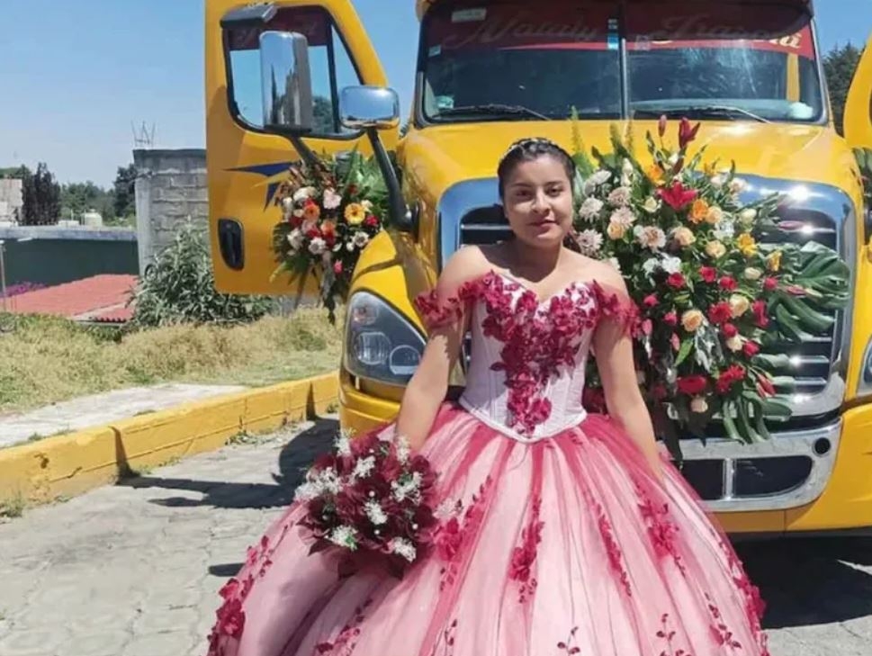 Las quinceañera sorprendió a sus invitados