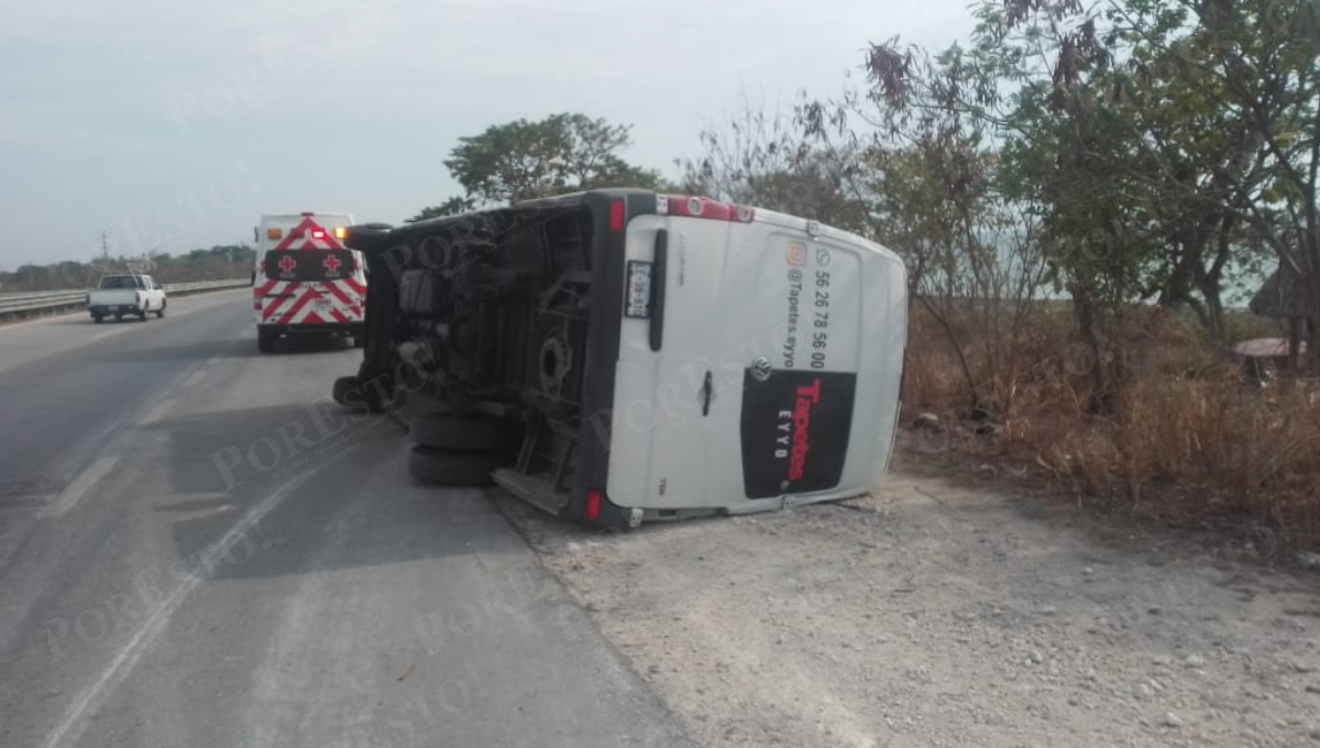 Exceso de velocidad provocó que el operador perdiera el control a pocos kilómetros de llegar a su destino.