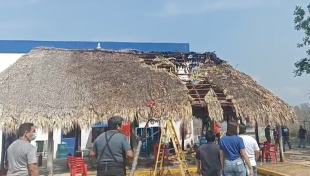 Se incendia comedor de empleados de la maquiladora Delta en Seybaplaya