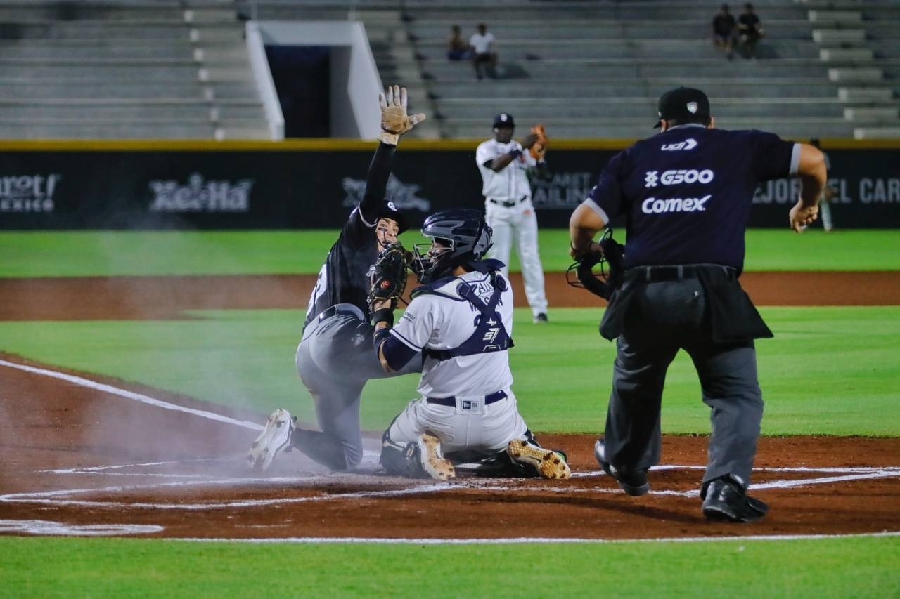 Ángel Erro es líder de toda la LMB en carreras producidas con diez