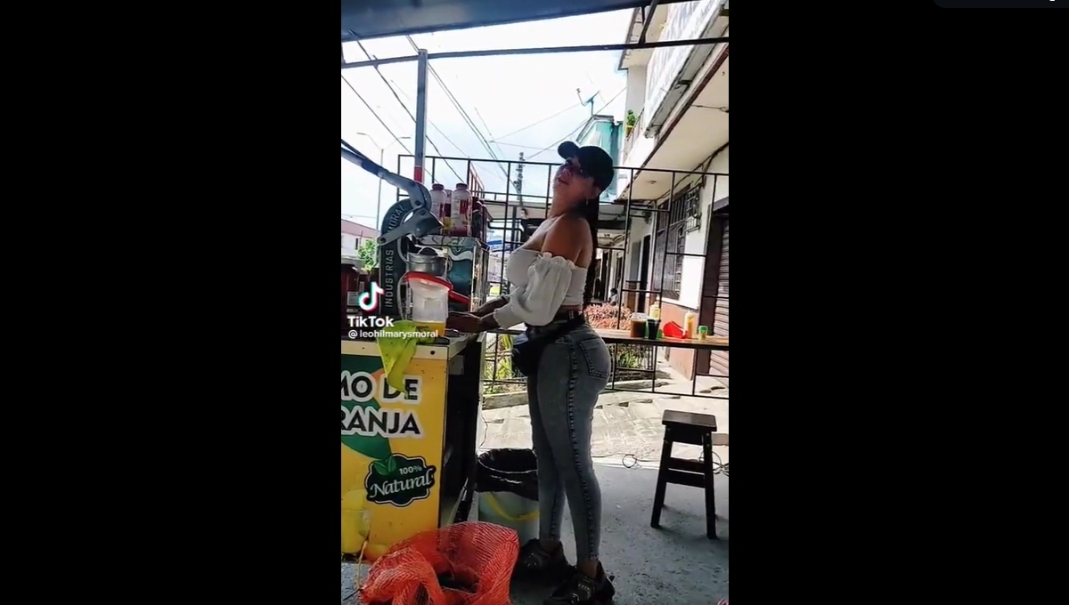 Vendedora de jugos enamora a miles de usuarios en TikTok: VIDEO