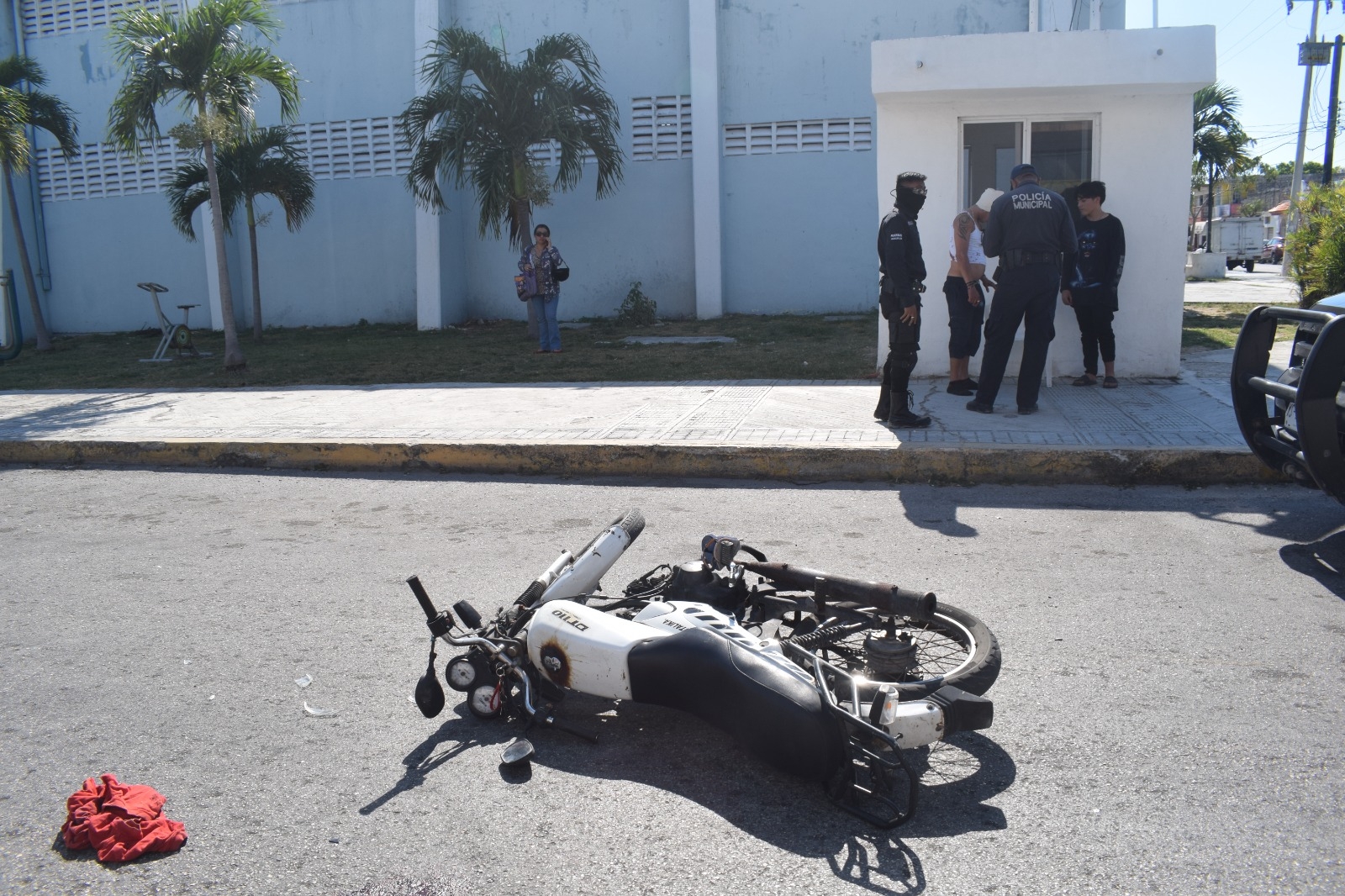 Motociclista resulta herido tras ser arrollado por un auto en Progreso