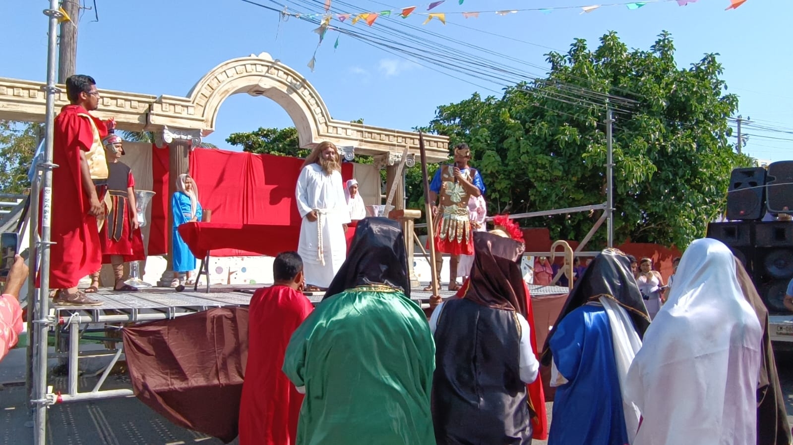 Representan pasión y muerte de Jesús este Viernes Santo en Ciudad del Carmen: EN VIVO