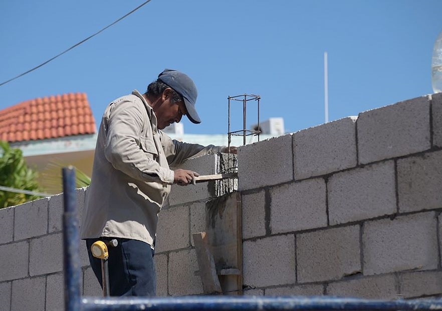 Inversionistas rechazan a obreros de Ciudad del Carmen para 'malpagarle' a foráneos