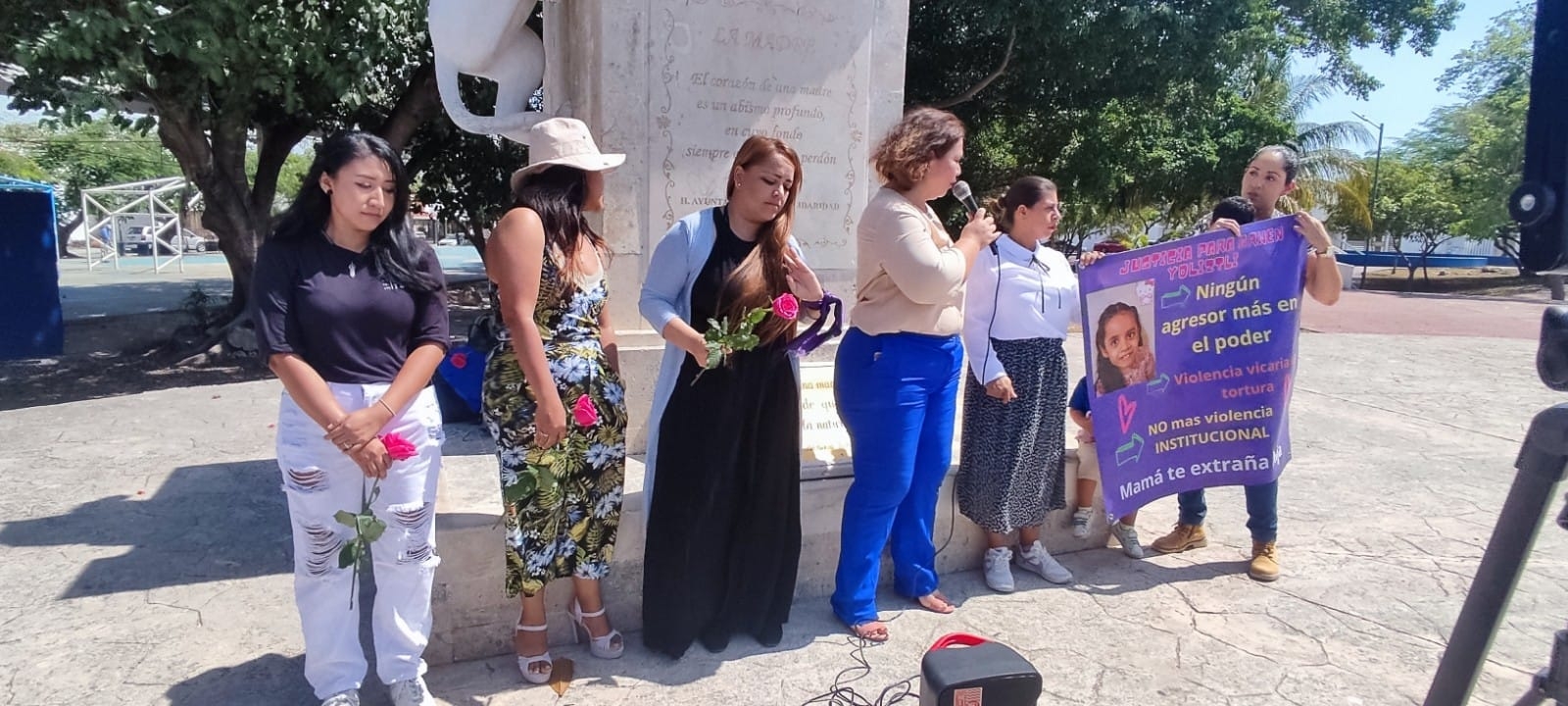 Presunta víctima de violencia vicaria en Playa del Carmen anuncia huelga de hambre