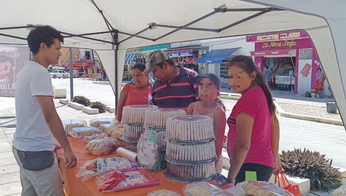 Vendedores ambulantes de Candelaria 'aprovechan' festejo y se instalan en zona prohibida