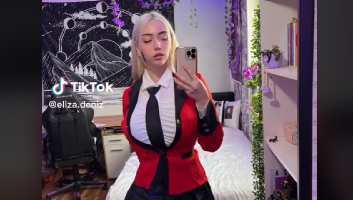 La tiktoker Eliza Deniz se viraliza por presumir sus outfit en el transporte público: VIDEO