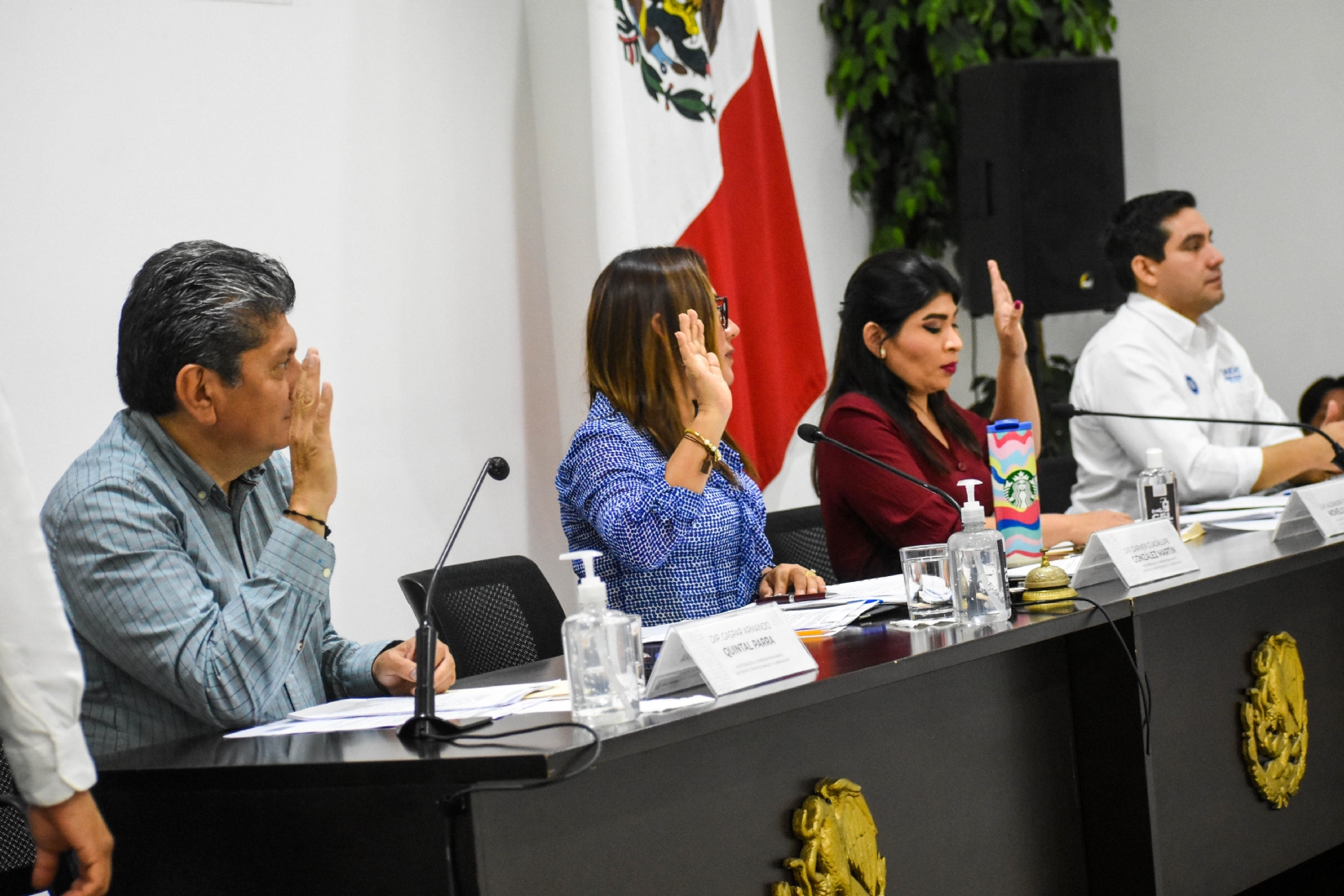 ¡Al estilo Big Brother! Obligan a Ayuntamientos de Yucatán a transmitir sesiones de Cabildo en vivo