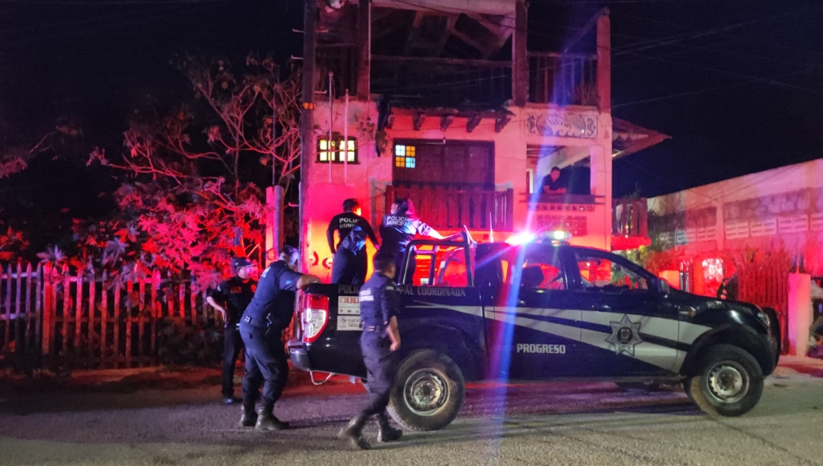 Mujer acuchilla el glúteo de su esposo durante una pelea en Progreso