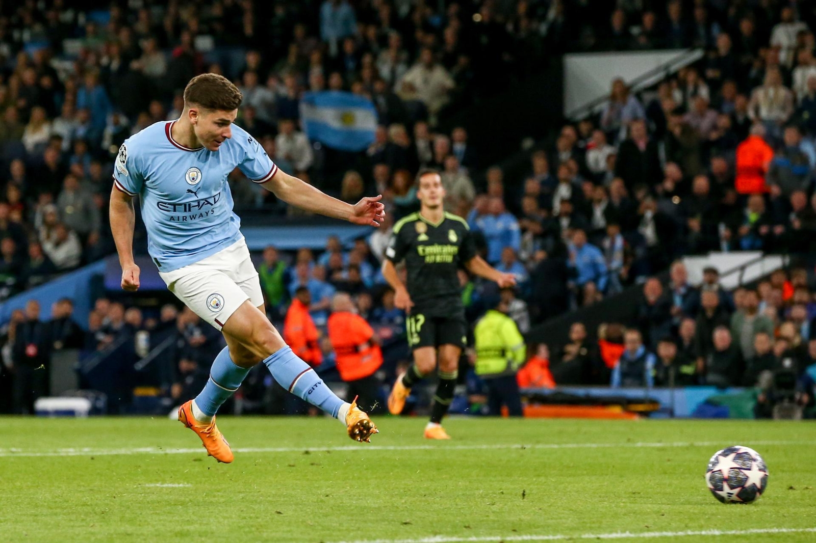 Manchester City golea al Real Madrid y avanza a final de la Champions League