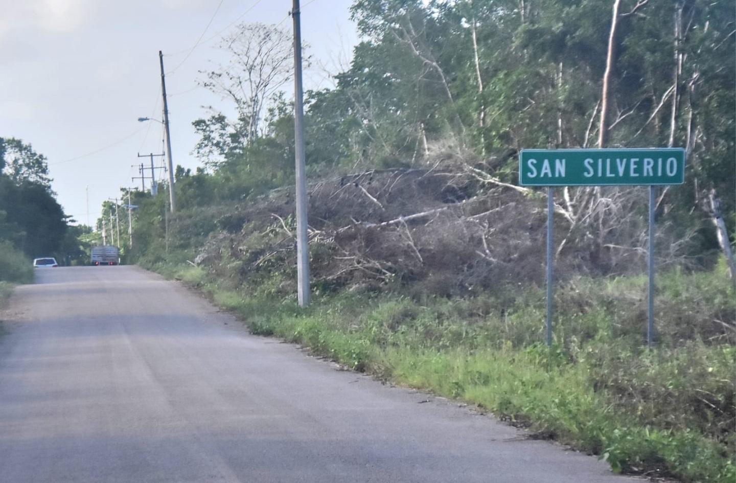 Hombre ebrio amenaza con un cuchillo a su esposa en Felipe Carrillo Puerto