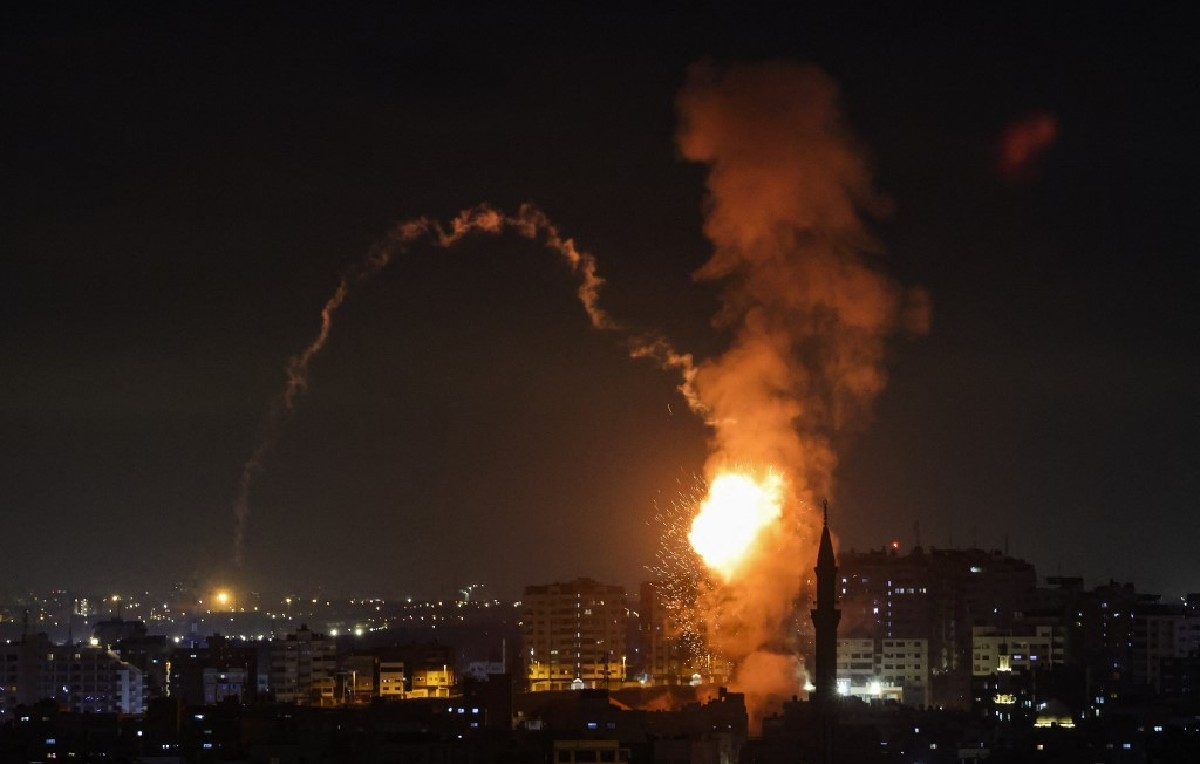 Israel contraataca Gaza tras disparo de casi 40 misiles desde territorio palestino