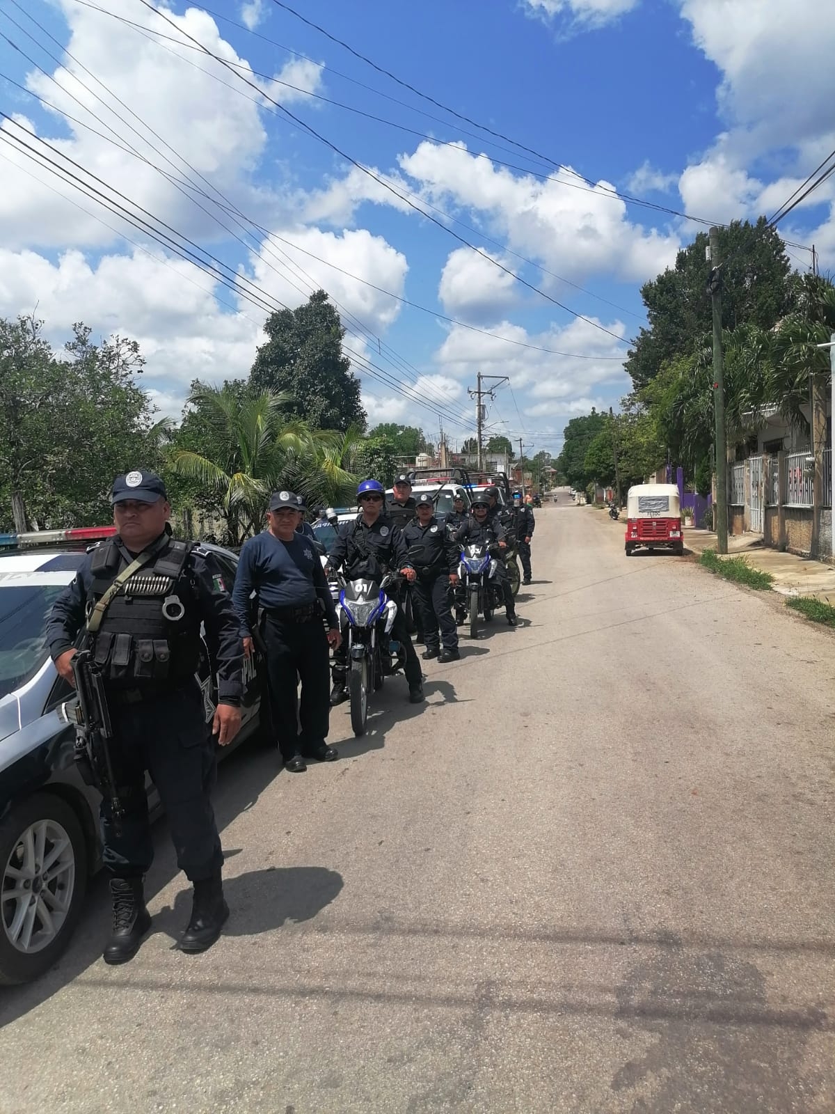 El operativo inició en la colonia San Antonio Tuk, luego continuó en la zona centro de esta ciudad