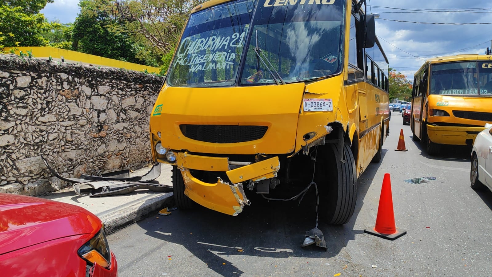 El camionero se quedó sin frenos cuando causó la carambola en la Avenida Tecnológico de Mérida