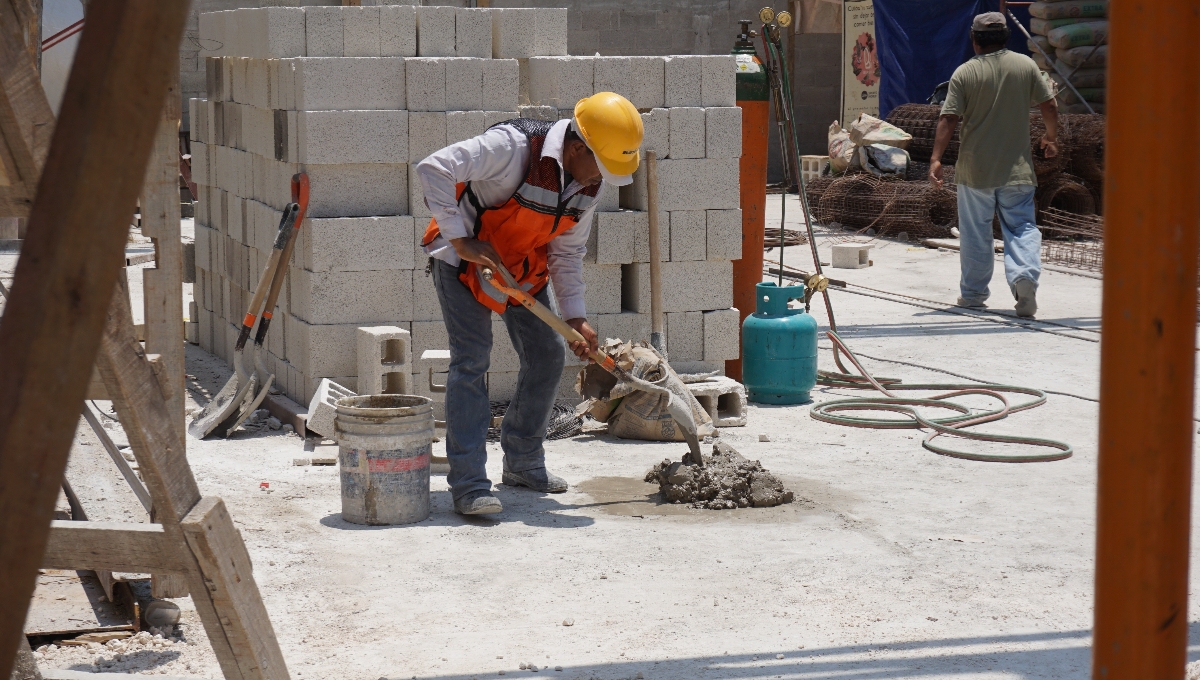 Cerca de 15 mil trabajadores de Campeche celebran el Día del Albañil