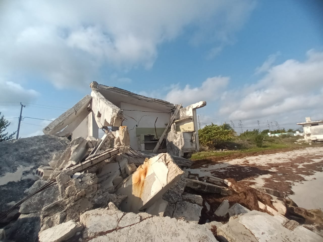 Esta es la razón por la que se están derrumbando las casas en Chabihau