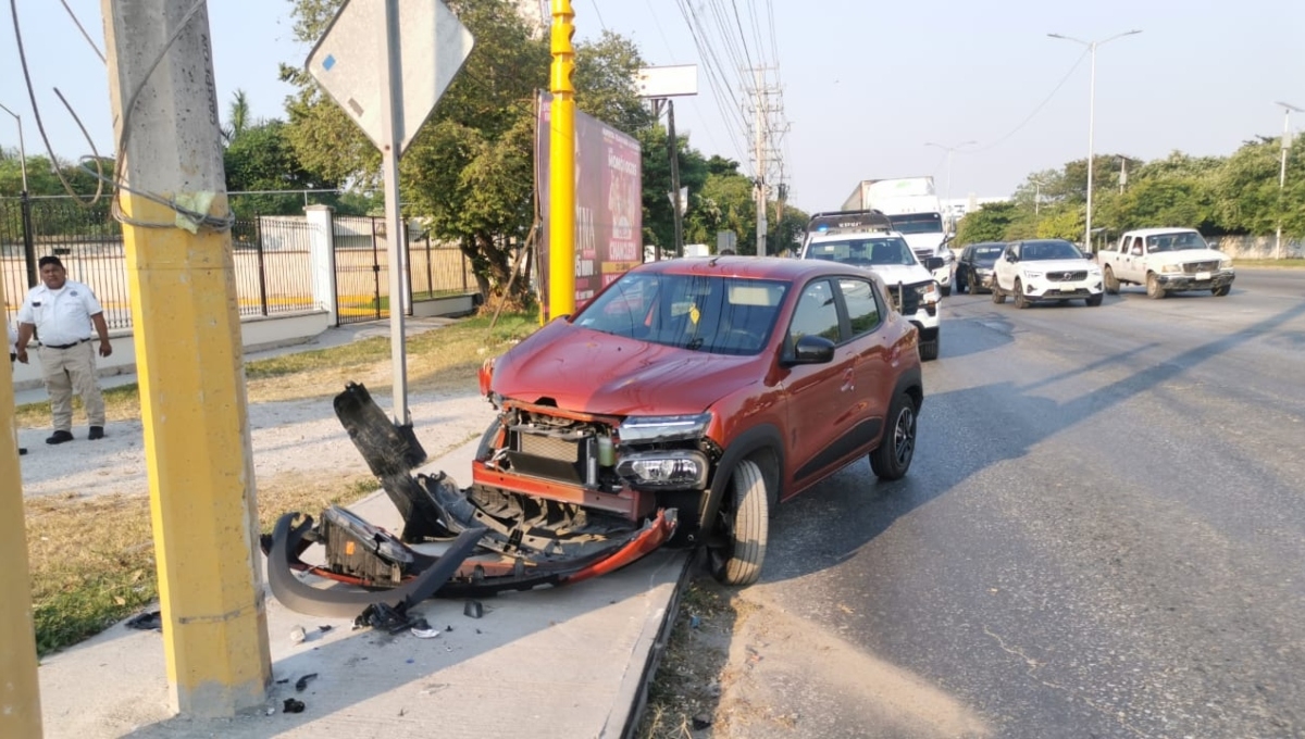 Accidente cerca de plaza comercial Palmira deja daños de 30 mil pesos