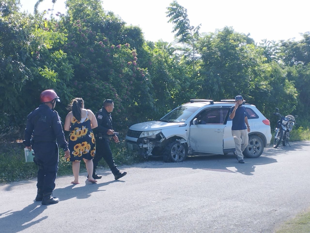 Conductor choca contra una camioneta en Tizimín y escapa