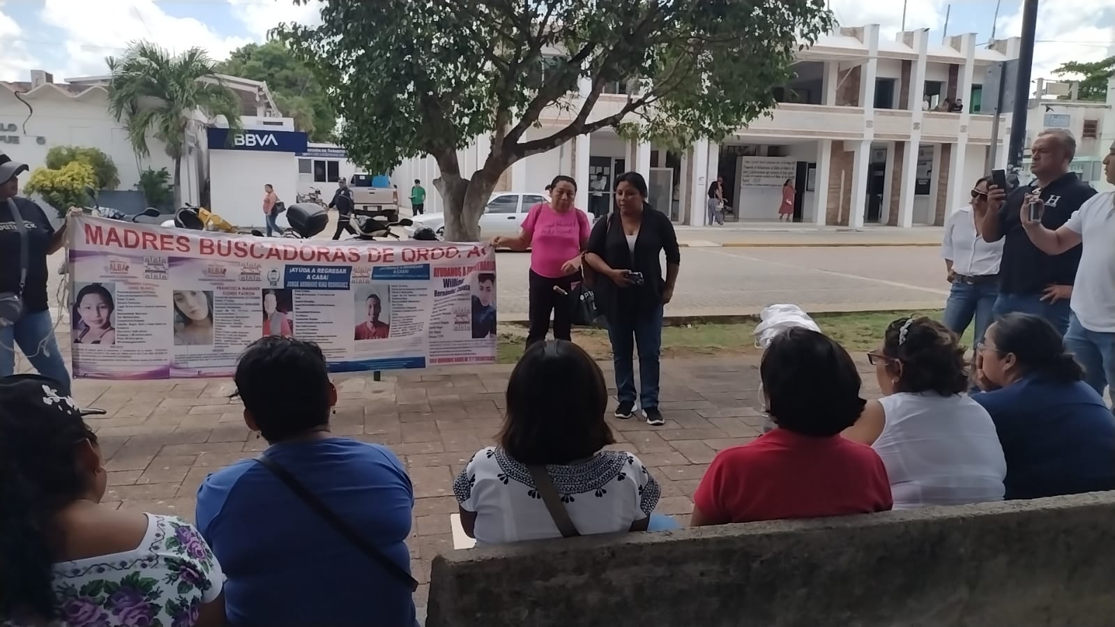 La Madres buscadoras se reunieron a puerta cerrada por autoridades de la FGE Quintana Roo