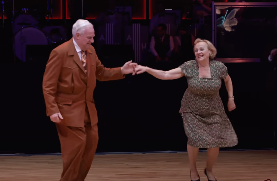 Los abuelitos son famosos por participar en concursos de baile