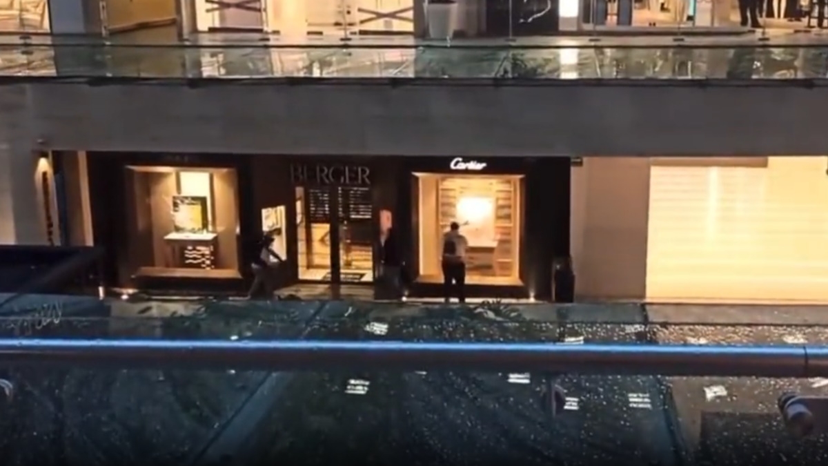 Asalto en Plaza Antara; así fue el robo de una joyería en la CDMX: VIDEO