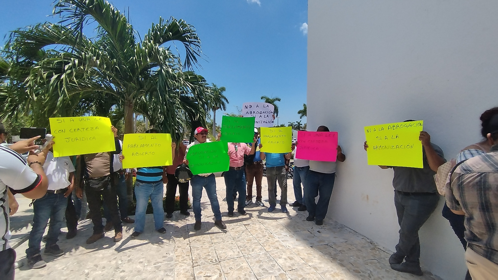 Transportistas se plantaron en el Congreso