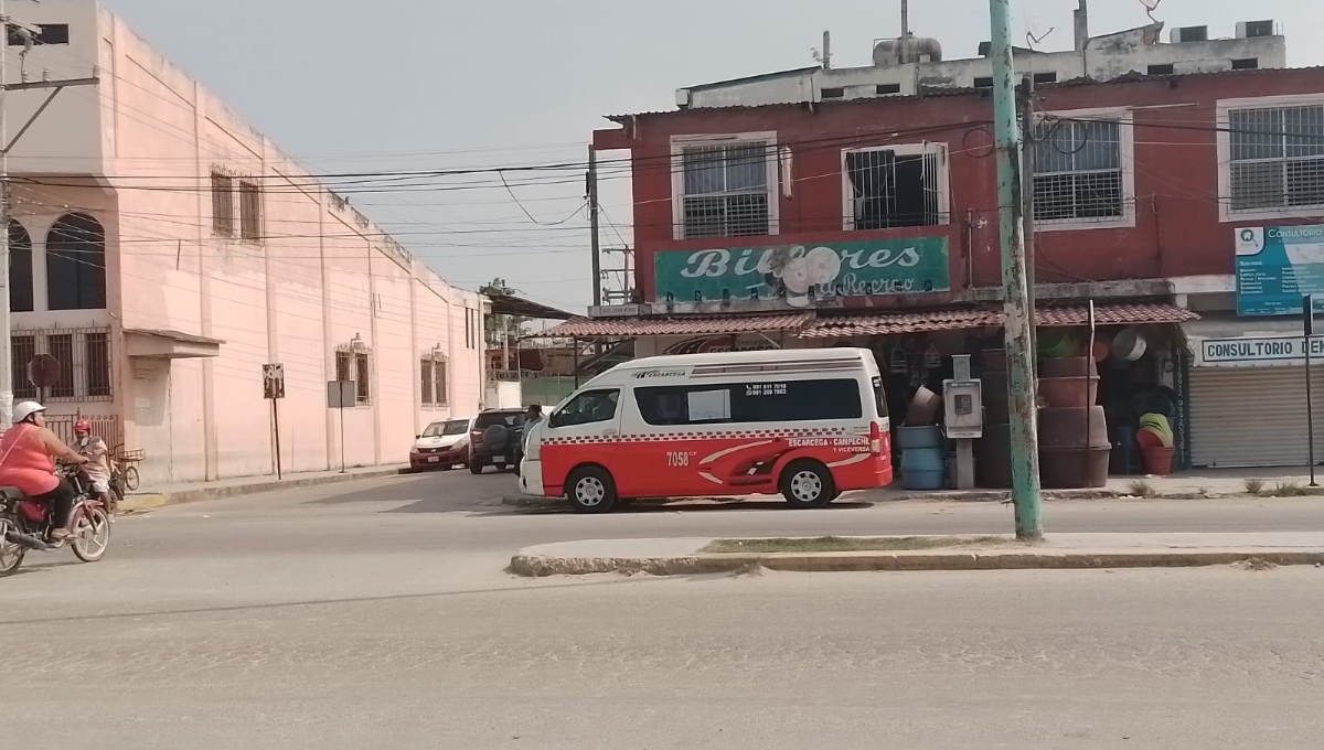 Mujer acusa a taxista de Escárcega de romper una televisión de plasma nueva