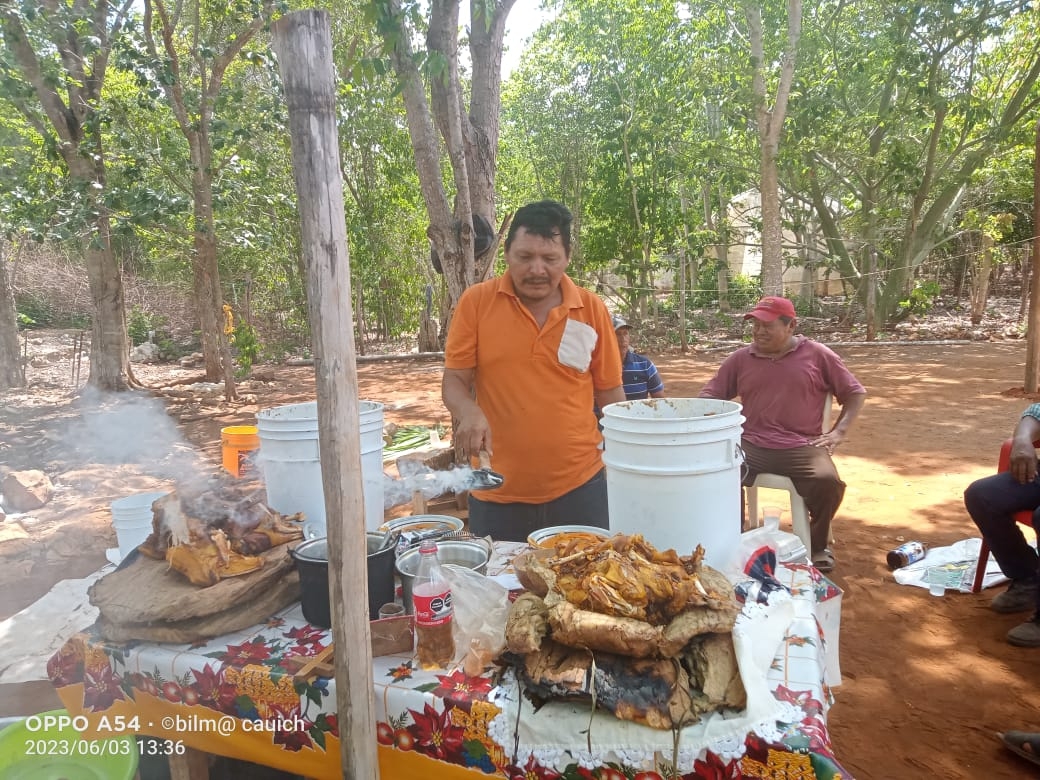 El Mamanchac o comida de monte es un ritual para atraer a la lluvia