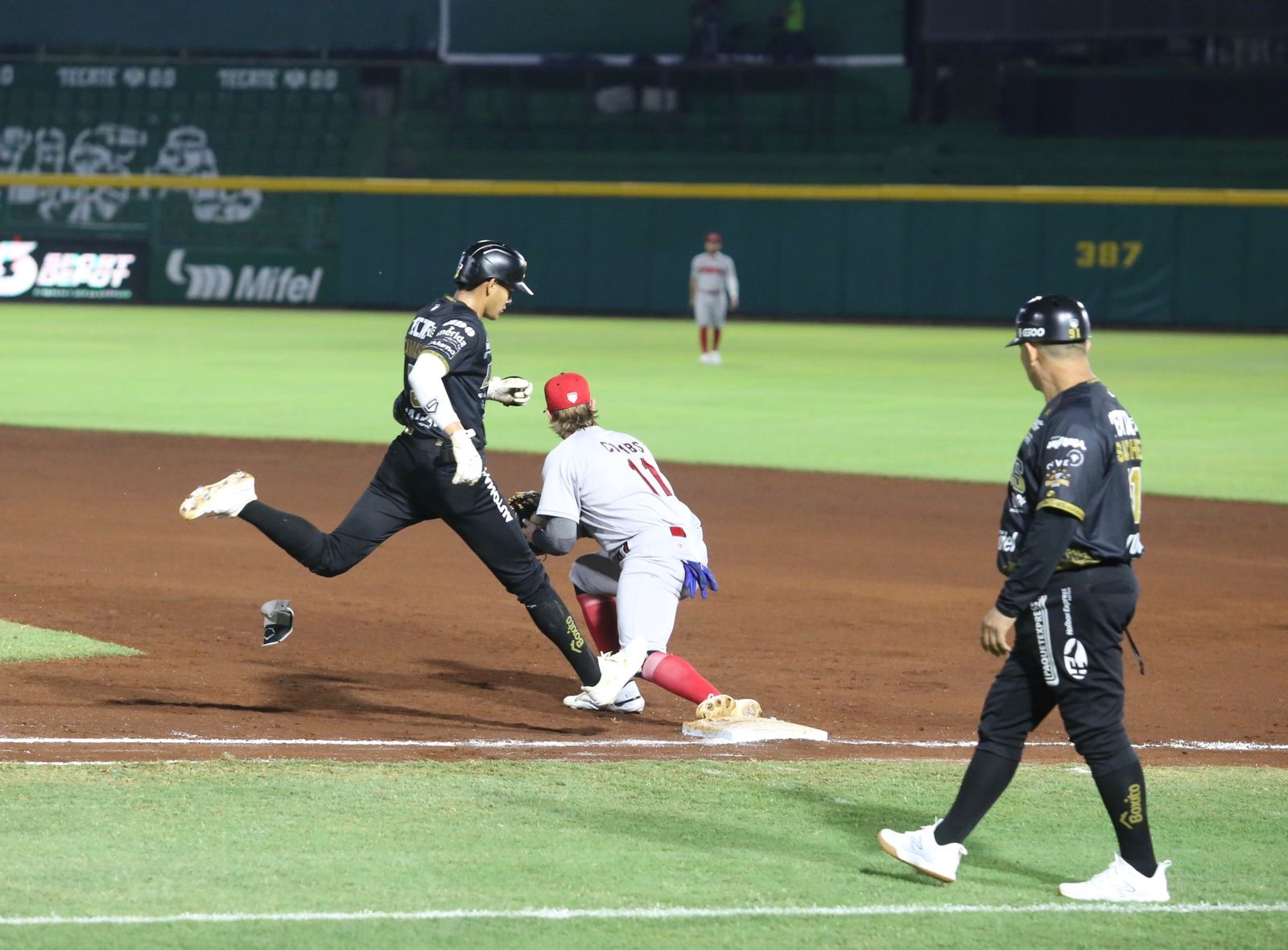 Leones de Yucatán ganan el Clásico Peninsular ante Piratas de Campeche