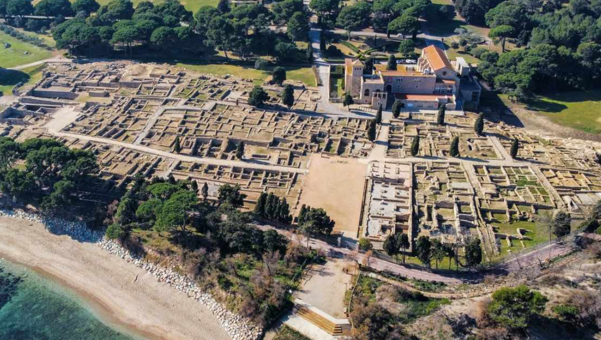 El altar, ubicado en la antigua ciudad de Empúries, estaría dedicado a la diosa Deméter. Foto: Especial
