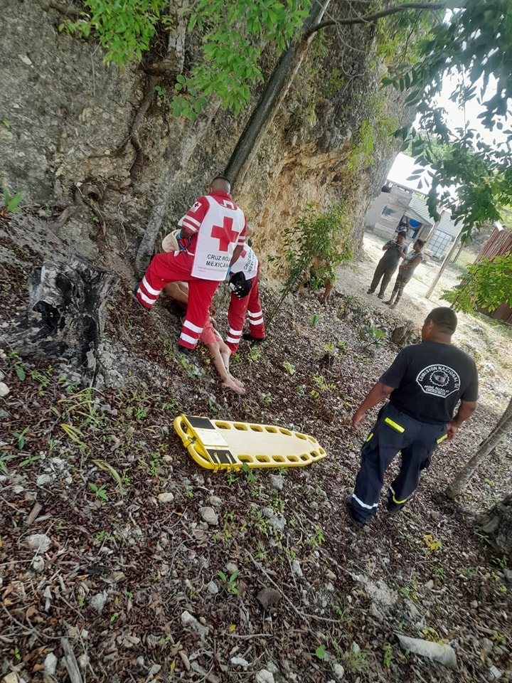 Rescatan a presunto suicida de un barranco en Chetumal