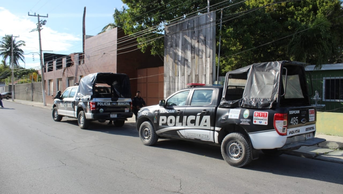 El hombre prometió darles regalos a las jóvenes si salían con él a dar una vuelta