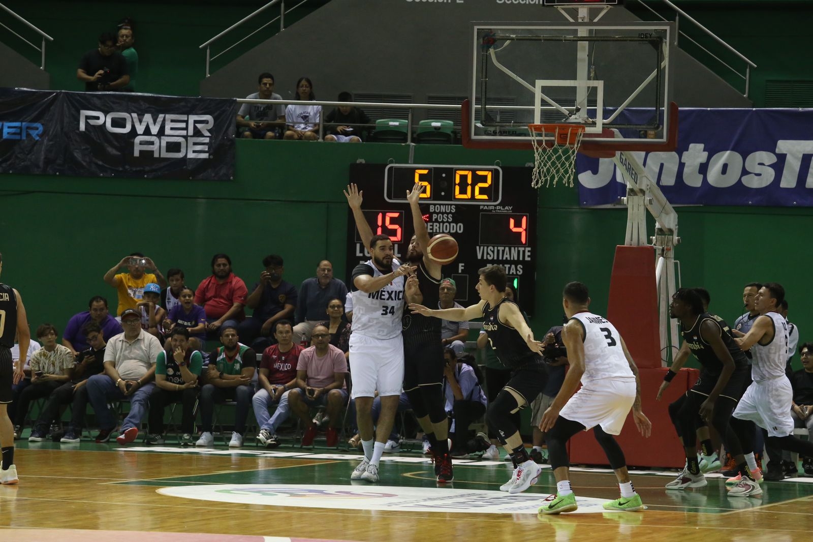 Selección mexicana de básquetbol vence a Colombia en el Poliforum Zamná de Mérida