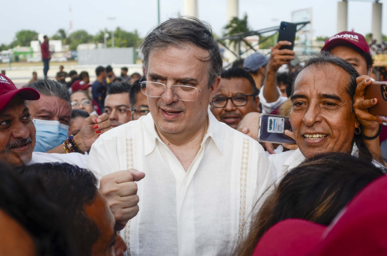 El precandidato llegará el viernes a Cancún, donde realizará una sesión informativa en la Región 96