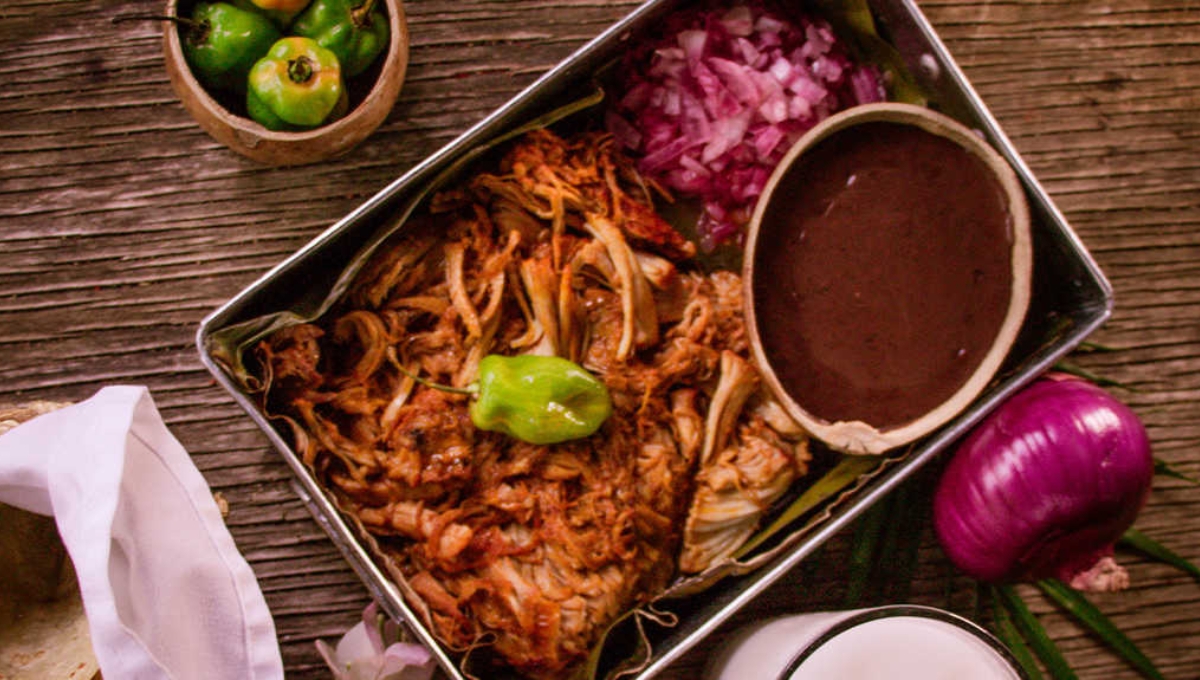 ¿Cómo se dice cochinita pibil en maya?