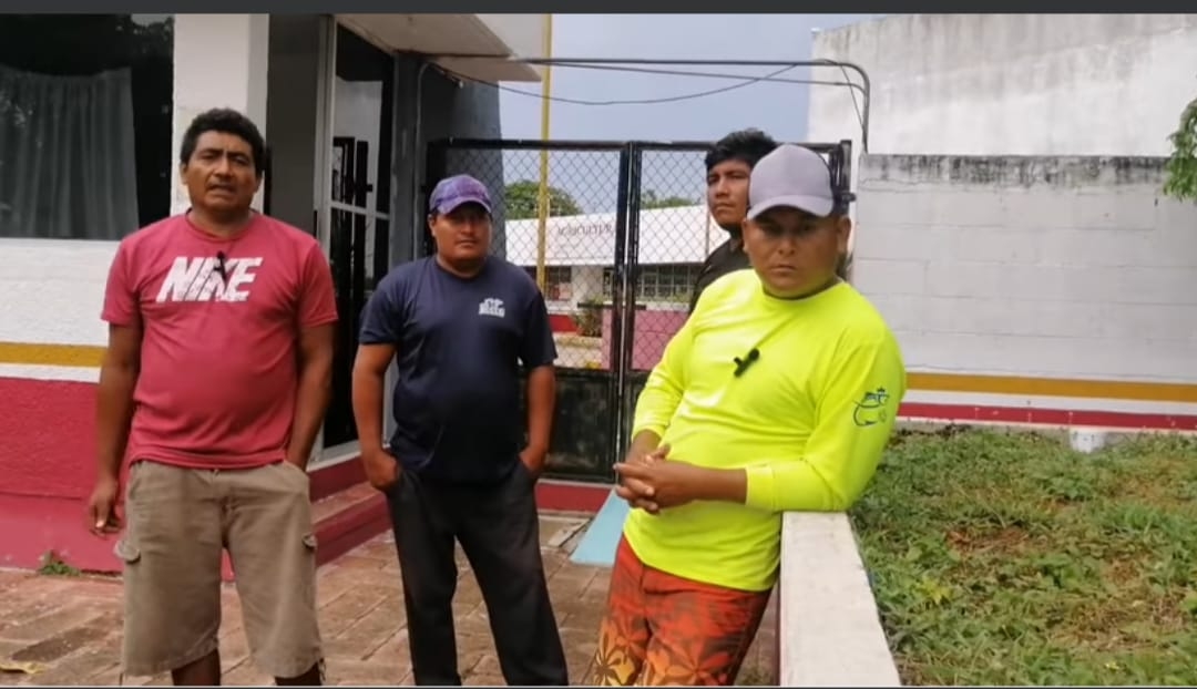 Pescadores denuncian extorsión de funcionario tras detención de un youtuber en Las Coloradas