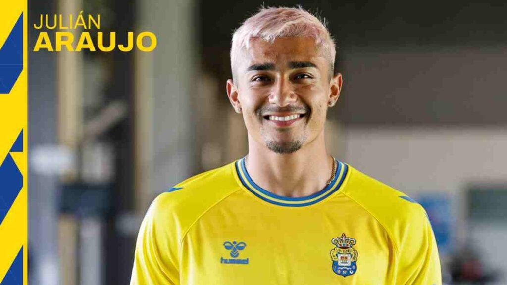 Julián Araujo, jugador mexicano, deja Barcelona y llega a Las Palmas