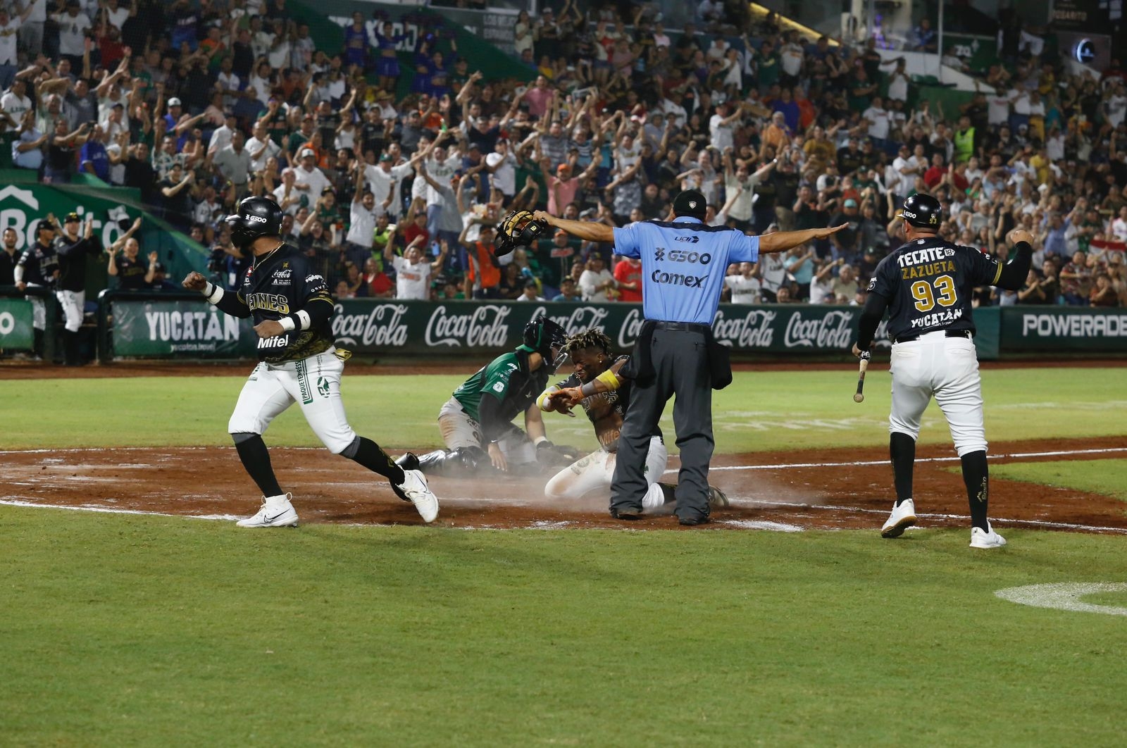 Leones de Yucatán derrotan a los Olmecas de Tabasco en los playoff de la LMB