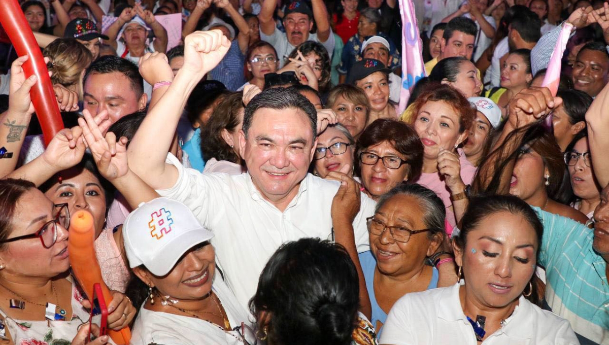 Liborio Vidal reúne a más de siete mil amigos en Valladolid y Chemax
