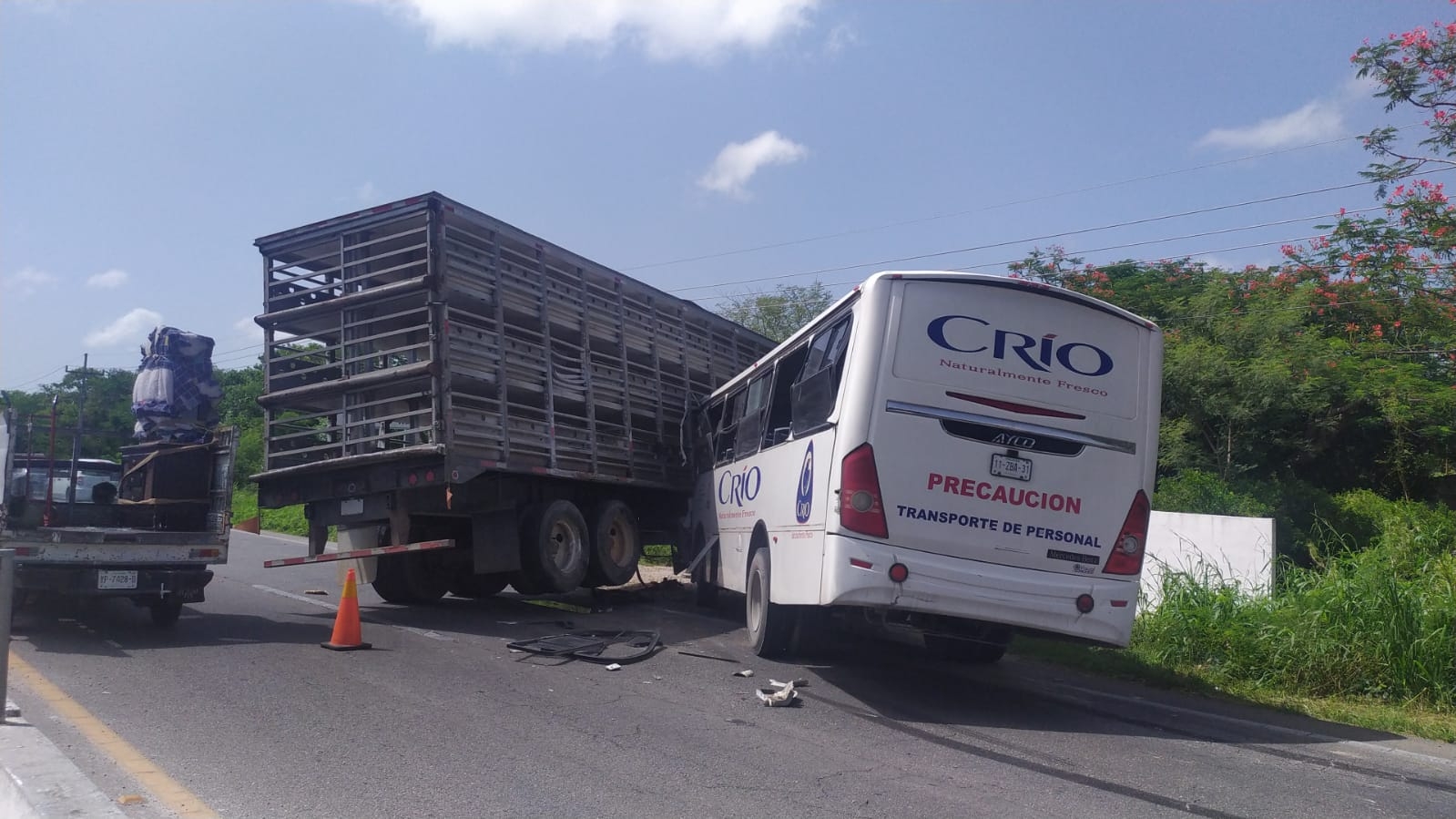 Ninguno de los conductores resultó herido en el accidente