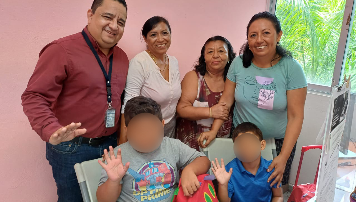 Entregan a niños abandonados en un cine en Cancún; vivirán con su abuela materna