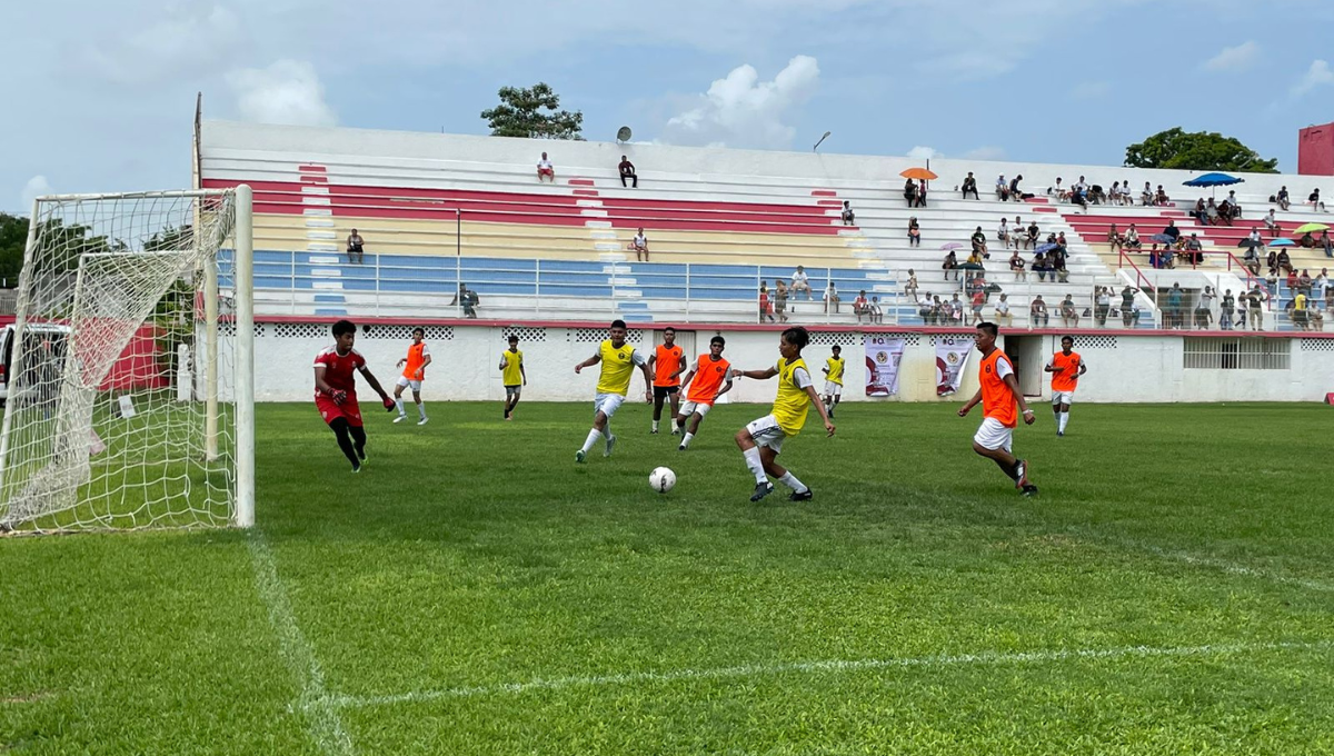 Club América busca talentos en Cancún entre más de 1500 jóvenes futbolistas