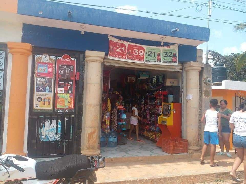 Hombres amenazan y asaltan a la empleada de una tienda en Hopelchén
