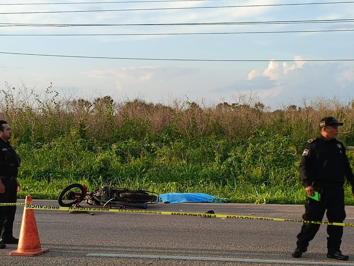 Muere motociclista al derrapar en la carretera Baca-Motul