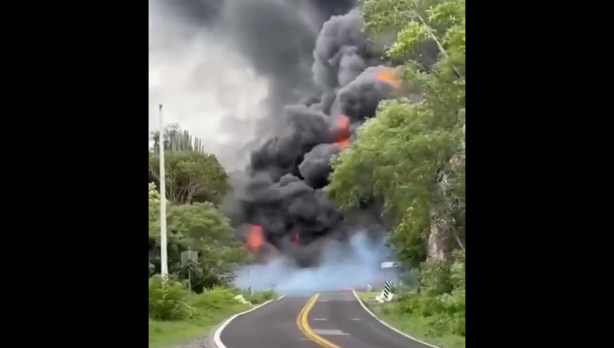 Accidente en la Acapulco-México deja 8 personas muertas