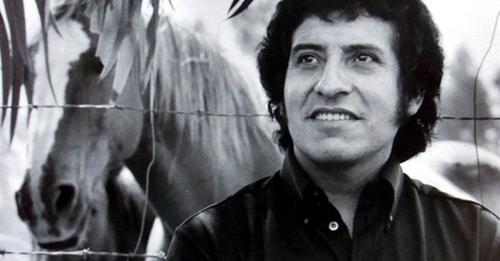 Víctor Jara, cantautor asesinado hace casi 50 años