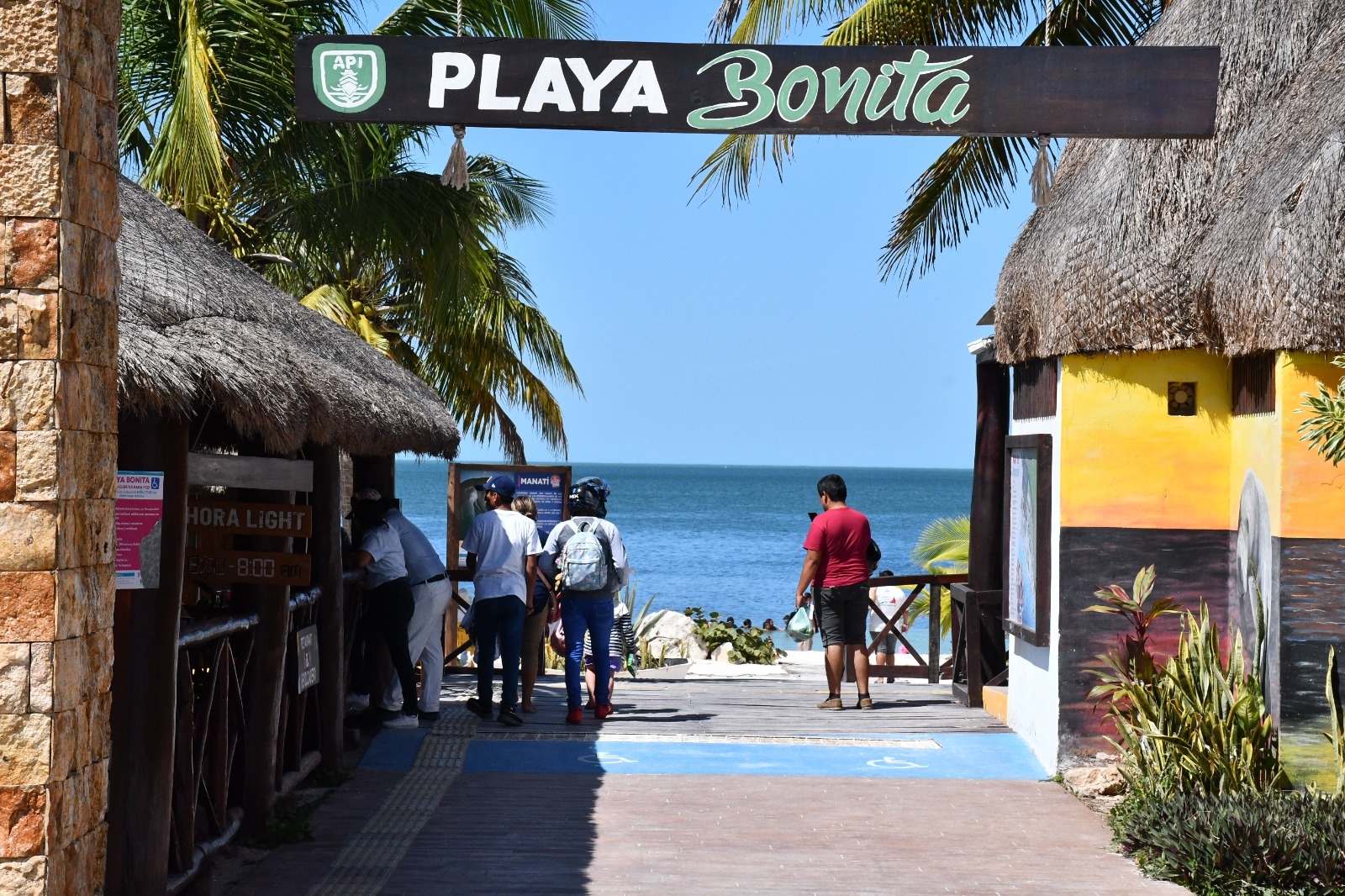 Playa Bonita fue abarrotada durante el Verano en Campeche